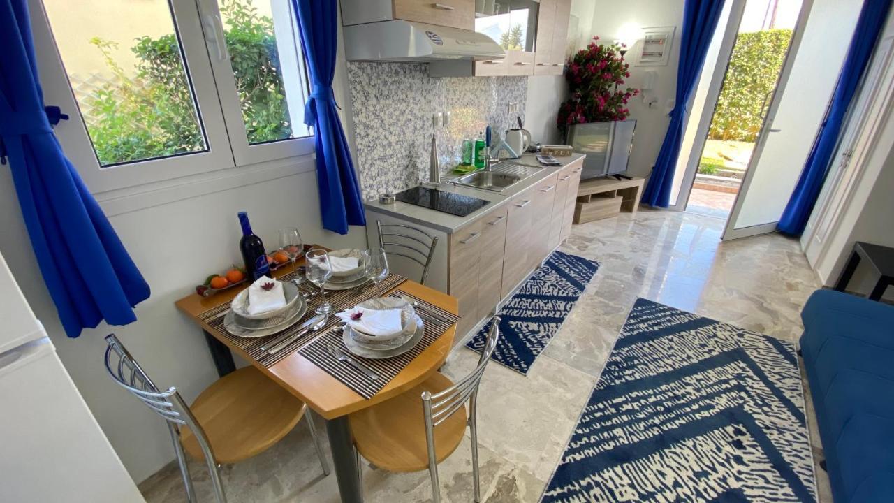 Patras Blue Suite Εξωτερικό φωτογραφία